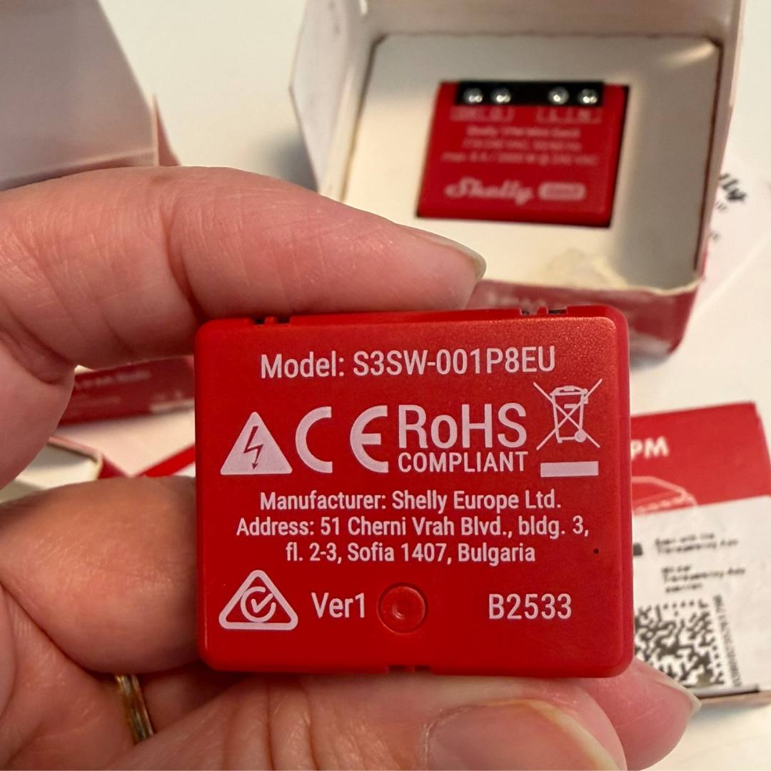 Shelly 1PM Mini Gen3. El interruptor de relé inteligente con Wi-Fi más pequeño, 1 canal, 8 A, medición de potencia