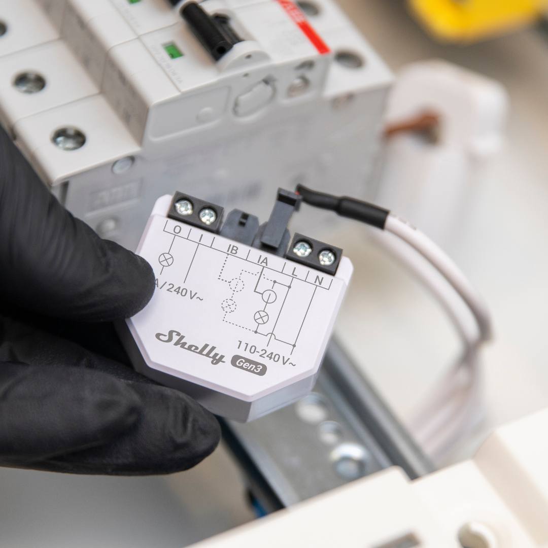 Shelly EM Gen3 50A. Smart Energy Meter with Dry Contact & Wi-Fi - Bluetooth