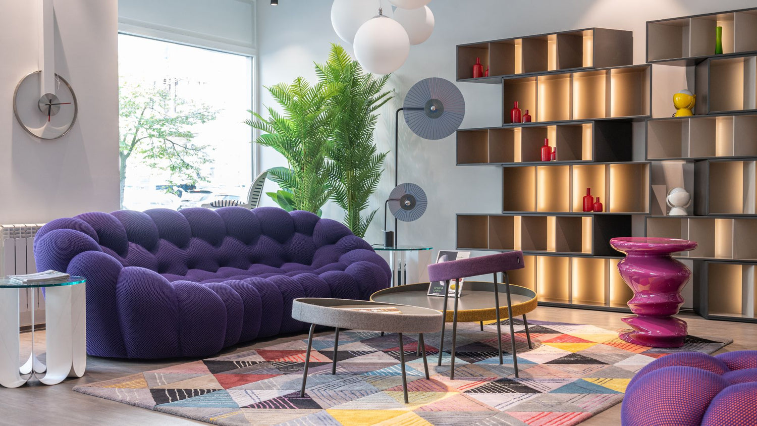 Living room library illuminated with Proluxe LEDs