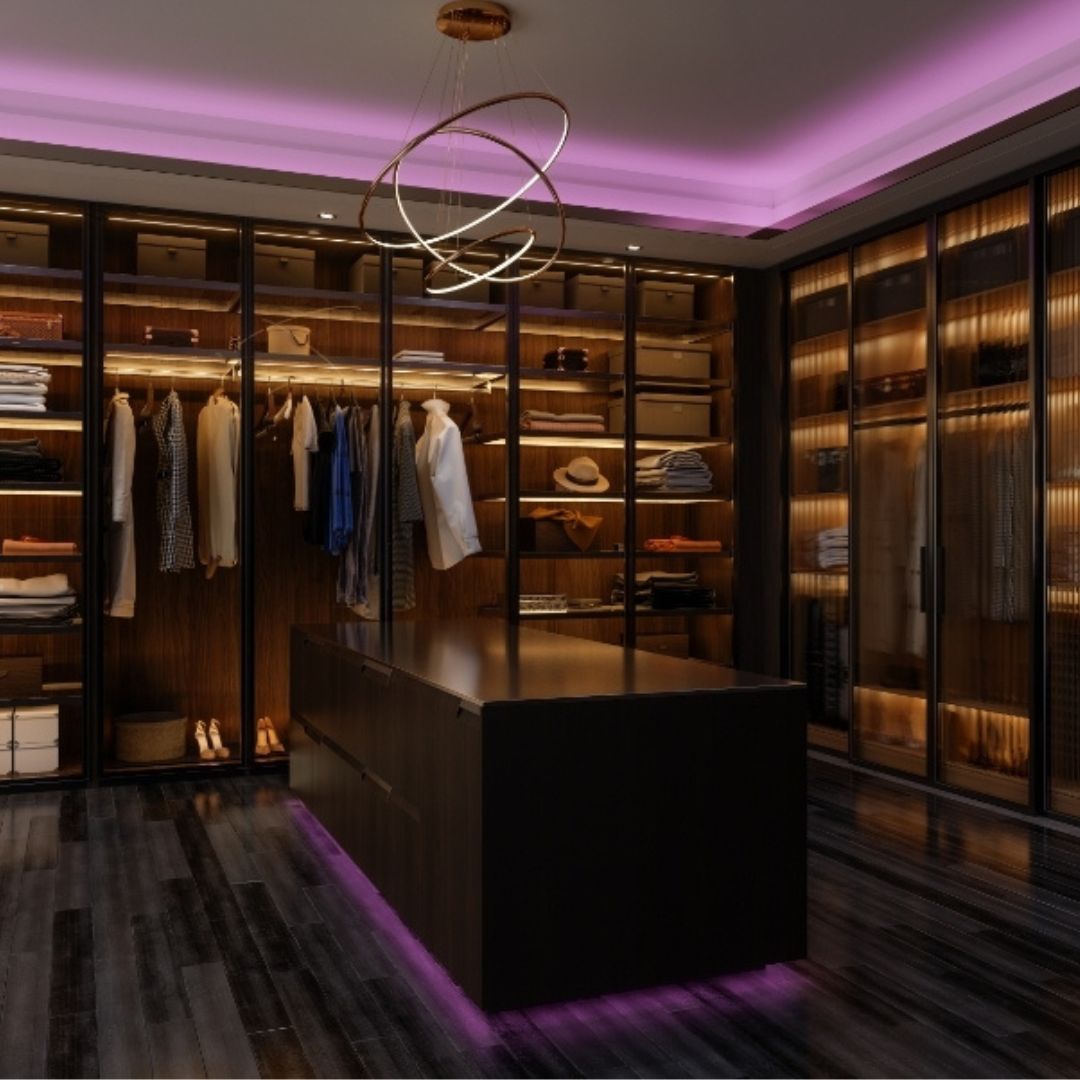 Proluxe colored LED-illuminated dressing room