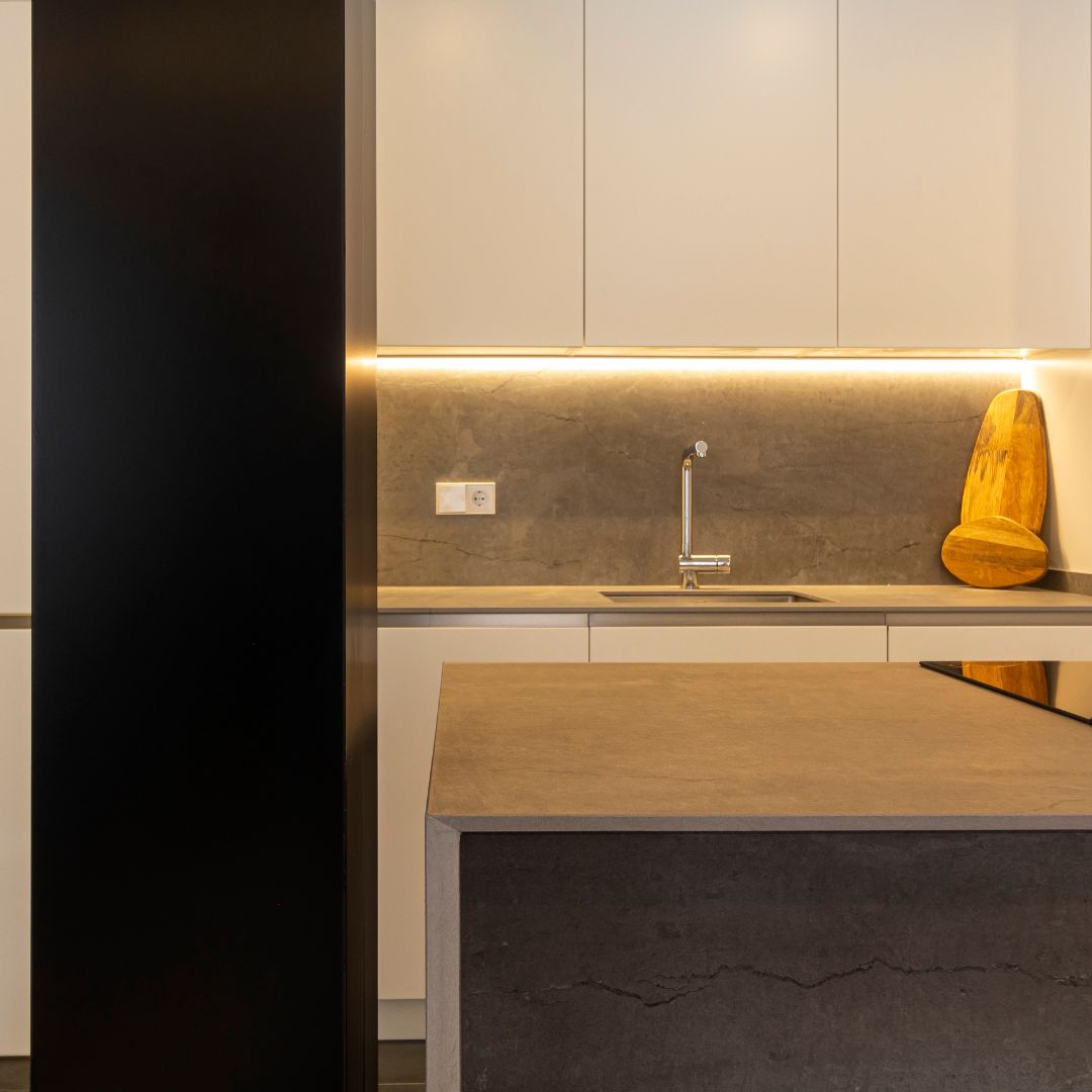 Kitchen illuminated with Proluxe lights