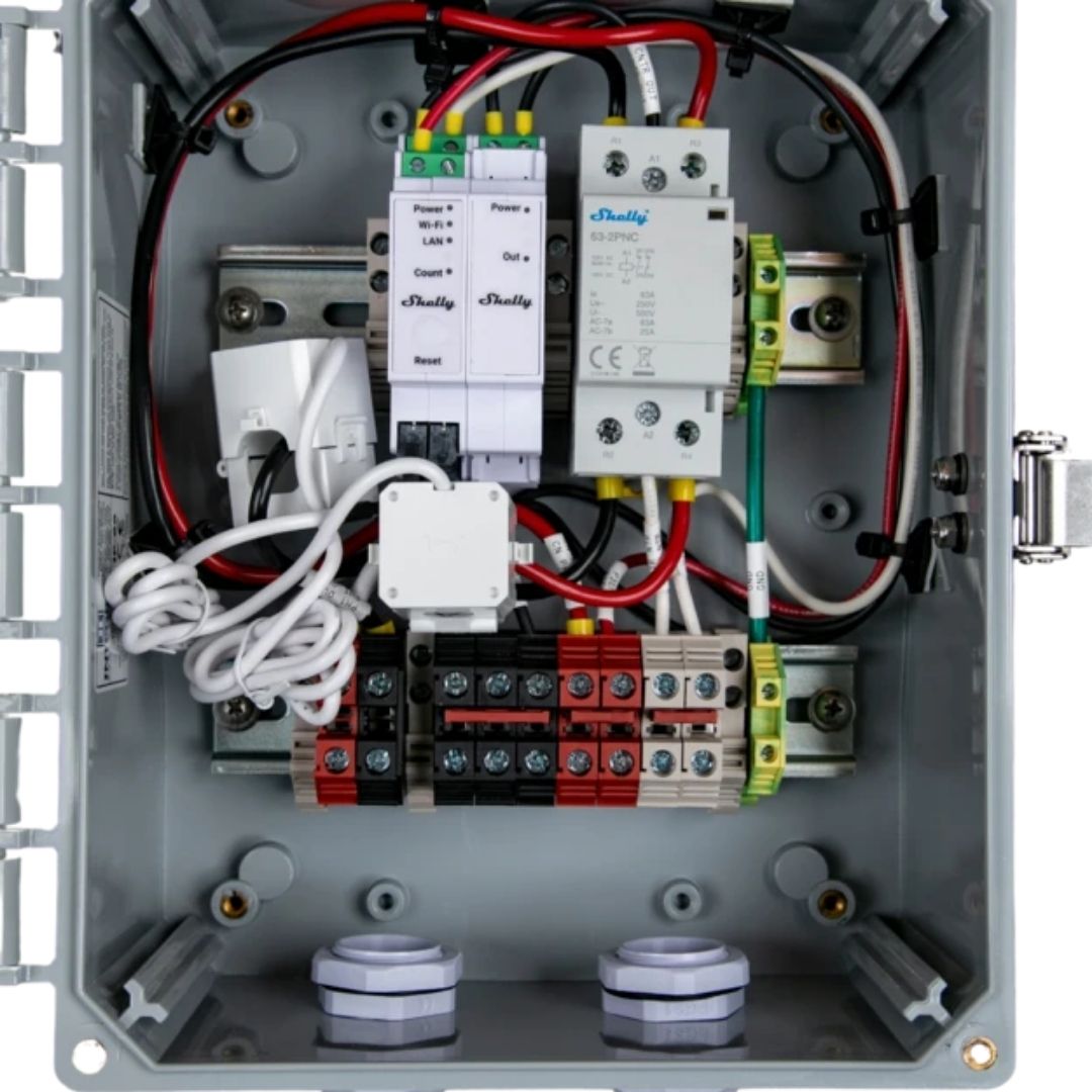 Complemento de interruptor Shelly Pro 3EM. Interruptor inteligente de riel DIN profesional con complemento de contactos secos para Pro 3EM
