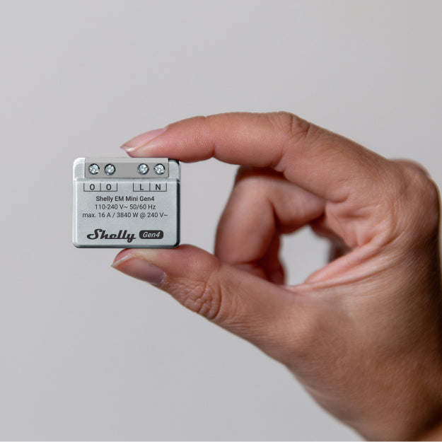 Shelly EM Mini Gen4. Medidor de energía inteligente Matter, Wi-Fi, Zigbee y Bluetooth