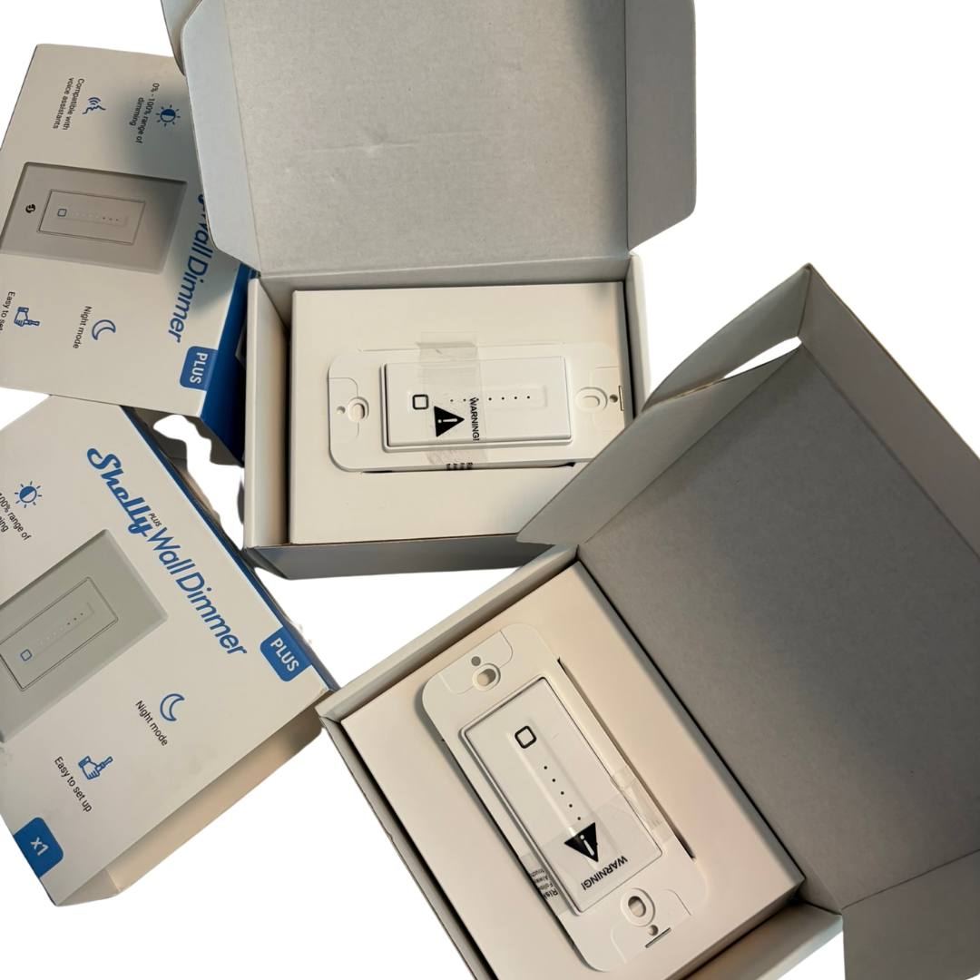 Shelly Plus Wall Dimmer UL | WiFi Smart Light Dimmer Switch (4-Wire, No Hub Required) (Open Box)