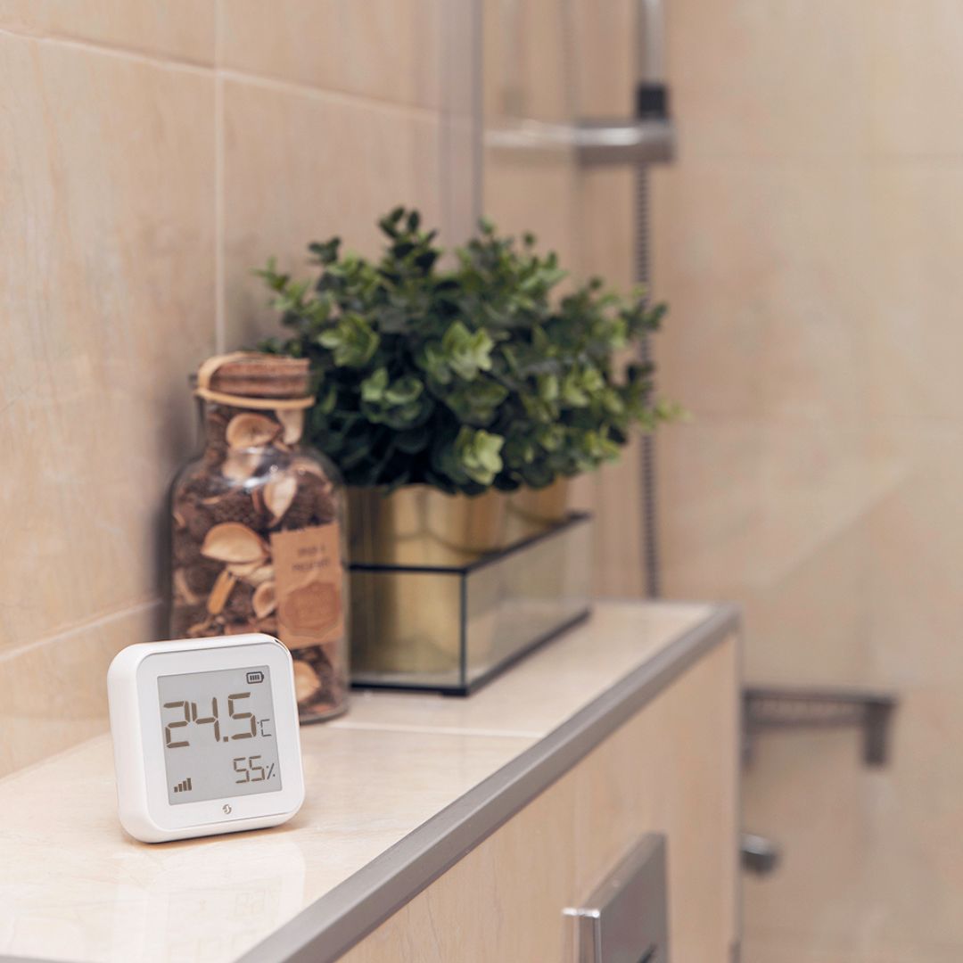 Shelly Plus H&T. Smart Humidity & Temperature sensor with e-ink display