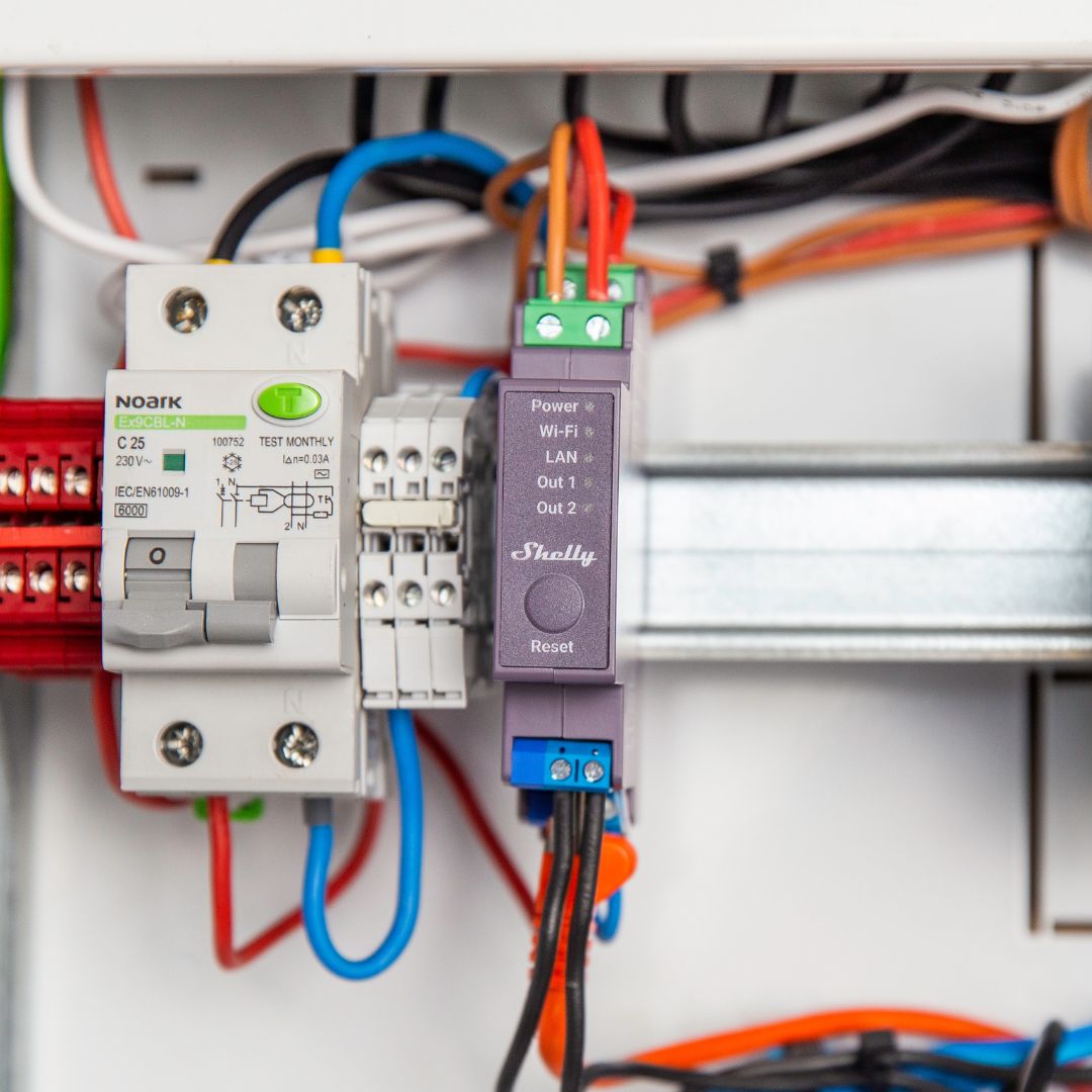 Shelly Pro 2. UL Certified. Professional 2-channels DIN rail smart rel –  Digital Bay Tech